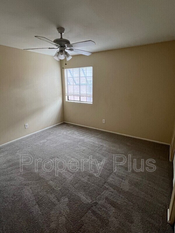 Building Photo - 1245 W 1st St