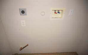 Building Photo - 5703 Vision Ln