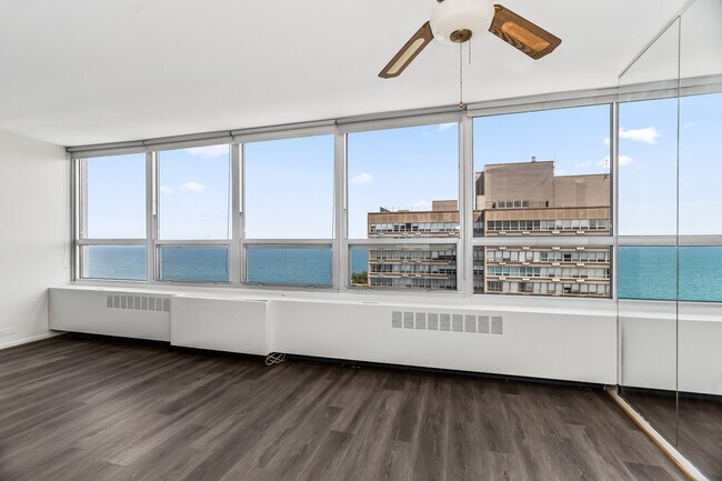 Building Photo - 4800 S Chicago Beach Dr