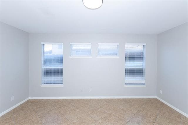 Building Photo - 8301 Skyridge Dr