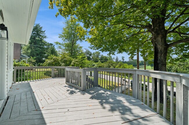 Building Photo - 5616 3rd St