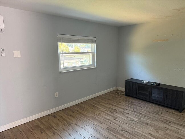 Building Photo - 2807 41st Ave N