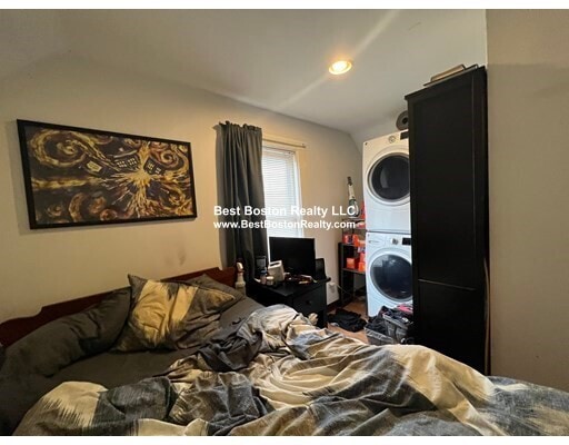 Building Photo - 7 Jay St