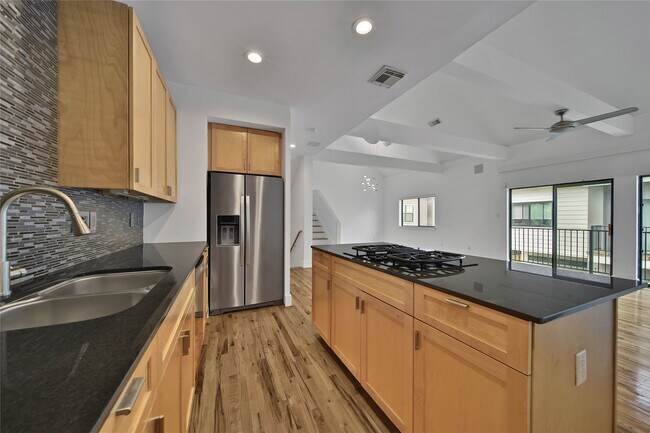 Building Photo - 4205 Eigel St