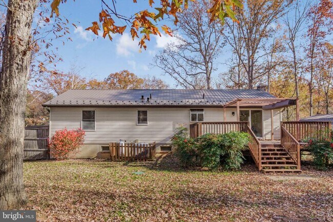 Building Photo - 22397 Armstrong Dr