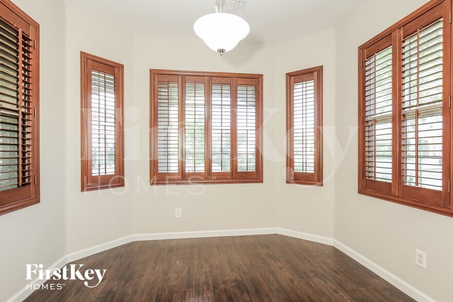 Building Photo - 23587 W Harrison Dr