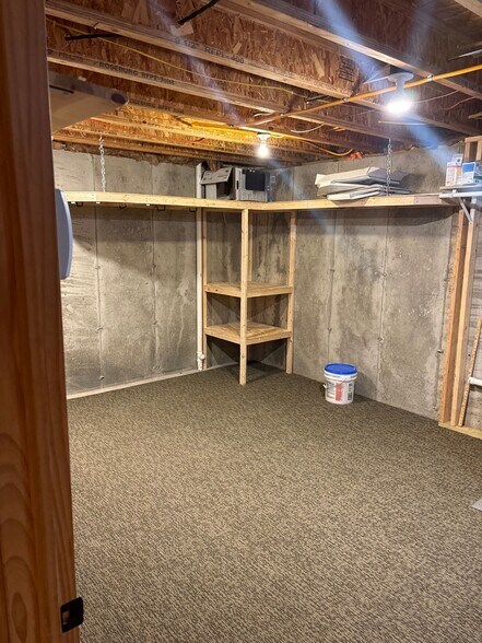 Building Photo - 3306 Champion Dr