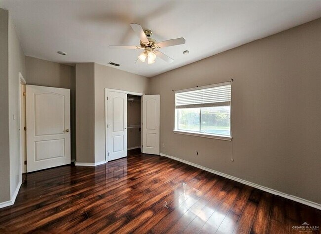 Building Photo - 26 Wisteria Dr