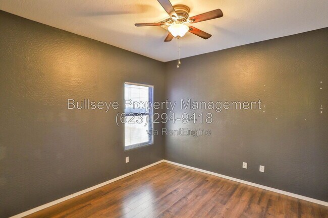 Building Photo - 525 N Miller Rd