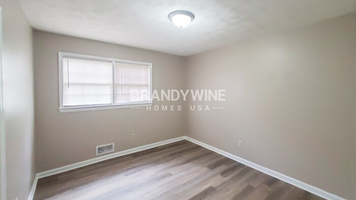 Building Photo - 6695 Keswick Dr