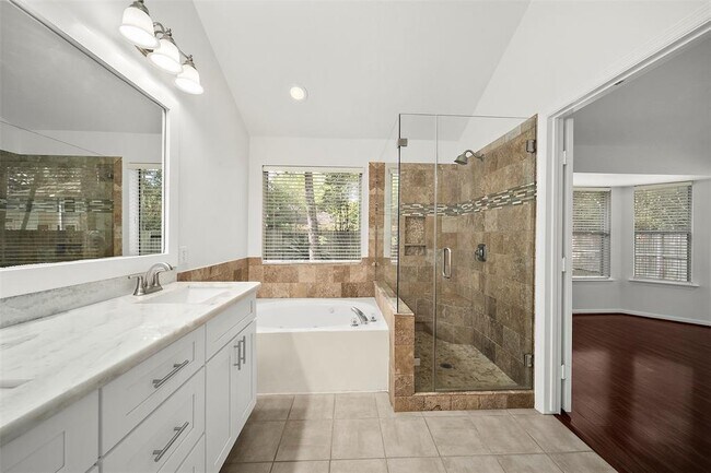 Building Photo - 83 Hidden Meadow Dr