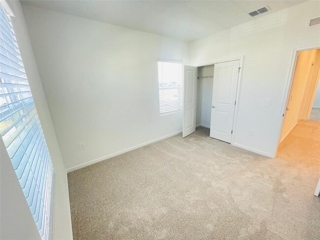 Building Photo - 7333 Ivy Tendril Ave