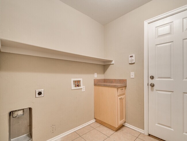 Building Photo - 2532 NW 179th Ct