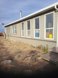 Building Photo - Bring your horse and yourself!!!!