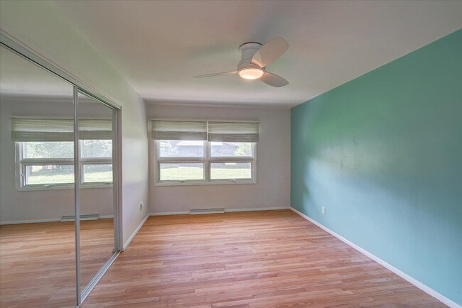 Building Photo - 5813 Anchorage Ave