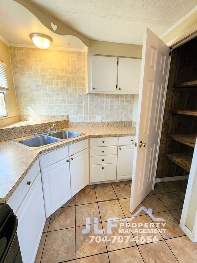 Building Photo - 2 Bed/2 Bath Mobile Home in China Grove