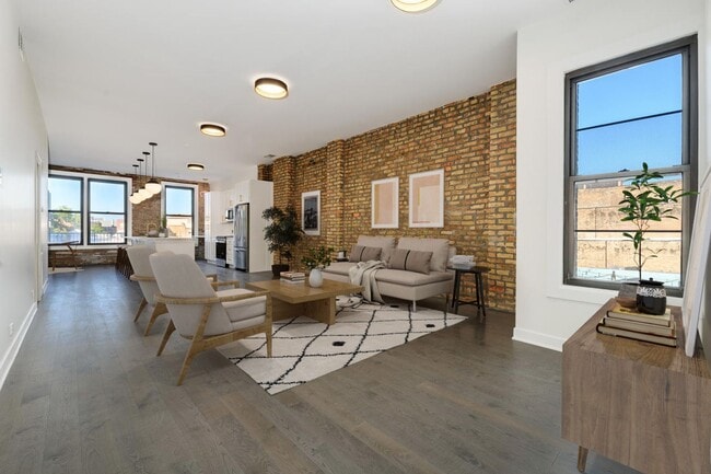 Building Photo - 06 - Mil 1371 LLC