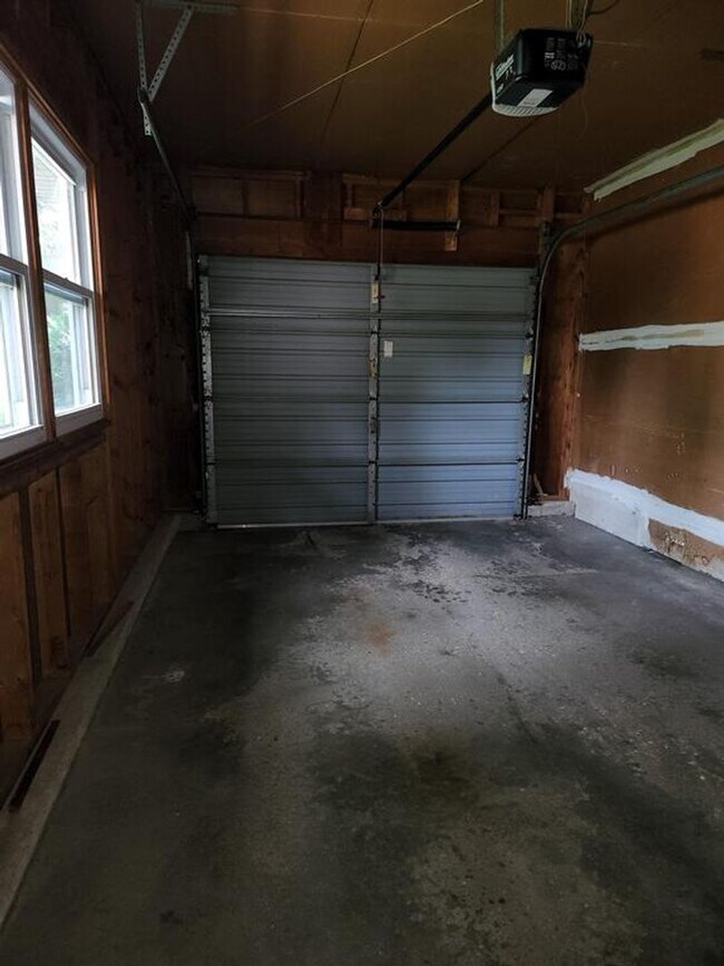 Building Photo - 4 La Crescenta Cir