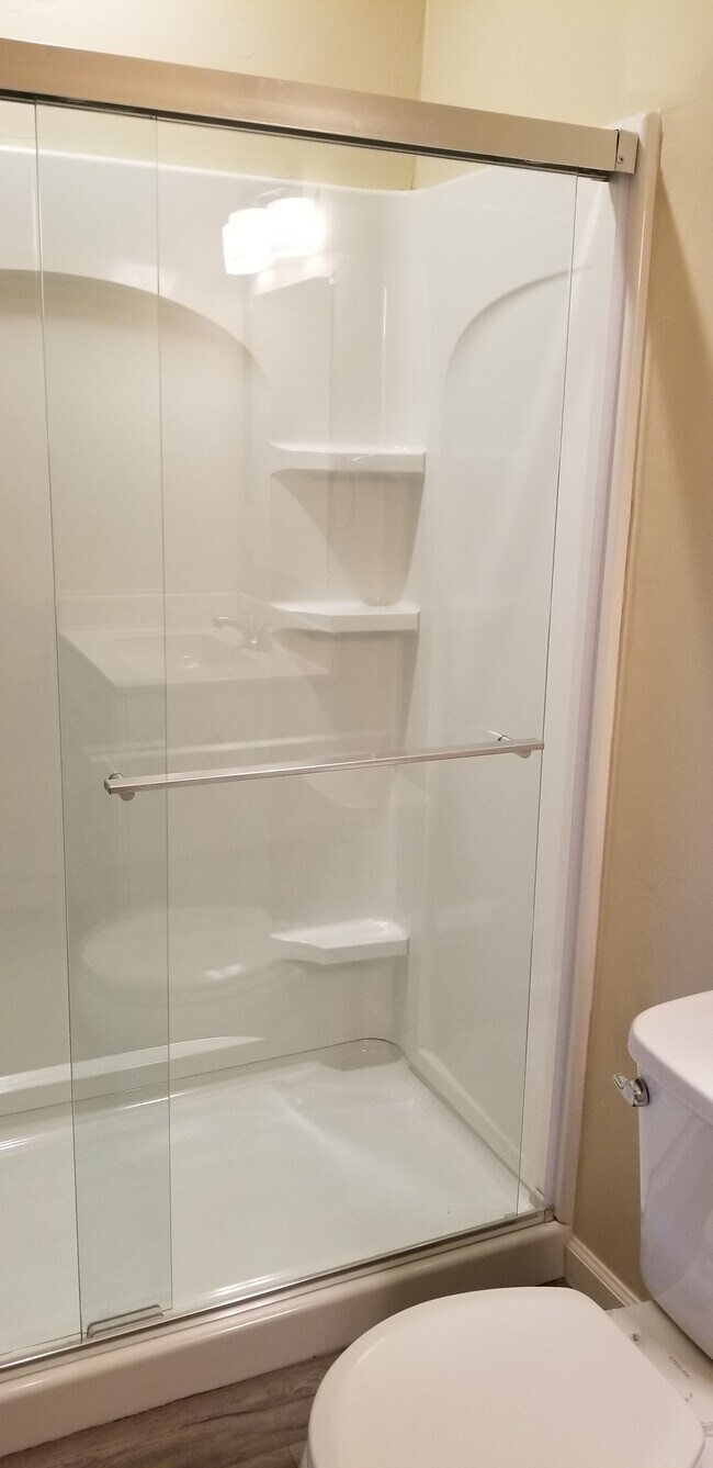 Building Photo - 100 S 13th Street