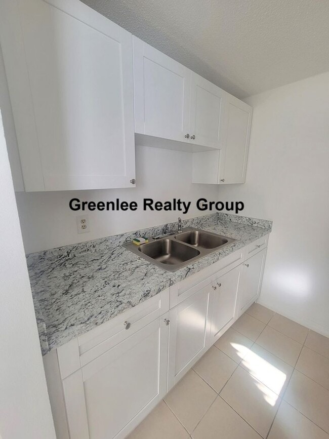 Building Photo - Adorable 1 Bed/1 Bath Villa in the 55+ New...