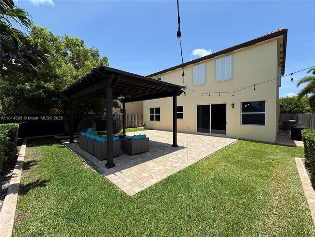 Building Photo - 24921 SW 118 Ct