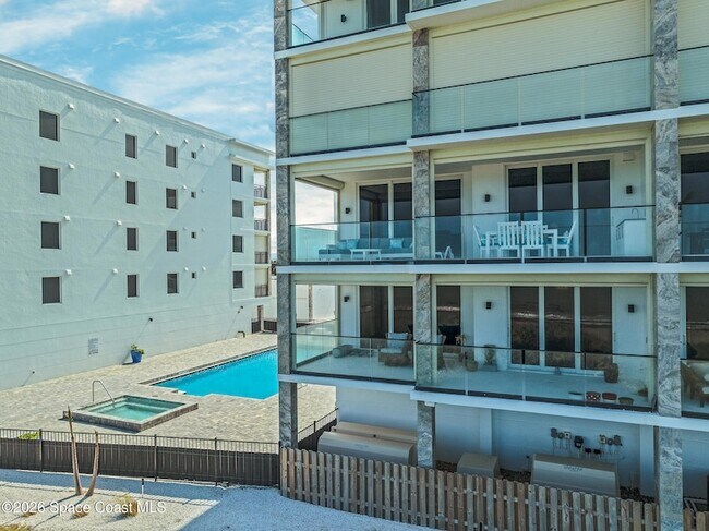 Building Photo - 2765 N Hwy A1A