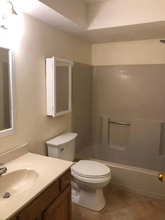 Building Photo - 514 Springbrook Cir