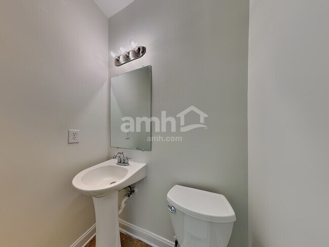 Building Photo - 10123 Caldwell Depot Rd