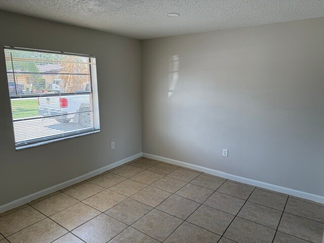 Building Photo - 4187 Corsair Ave