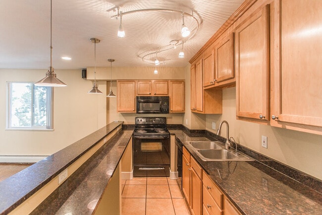 Kitchen - Boulder Buddha