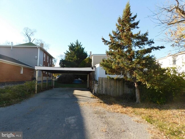 Building Photo - 536 N Loudoun St