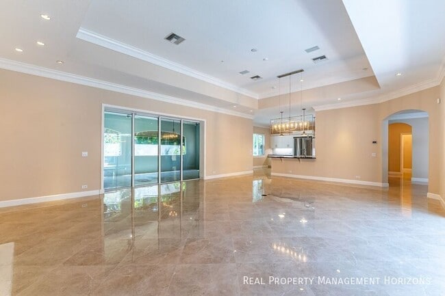 Building Photo - 6914 Stanhope Pl