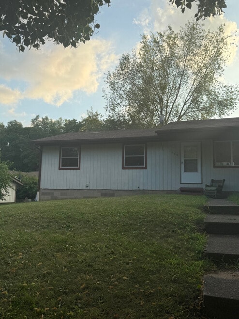 Building Photo - 1640 Olympus Dr