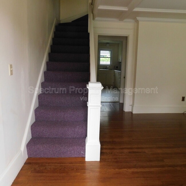 Building Photo - 27 Johnson Heights