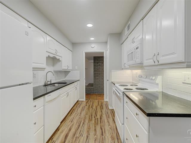 Building Photo - 4079 Calculus Dr