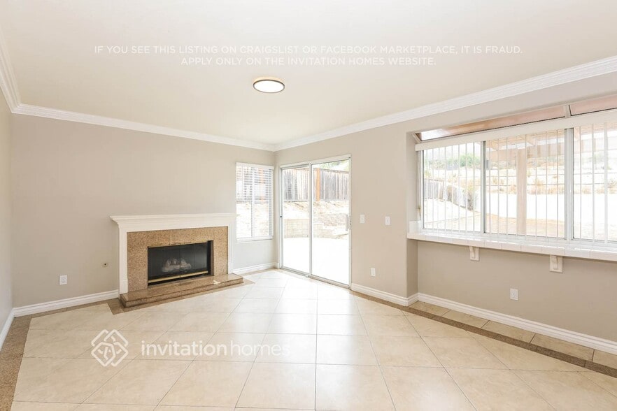 Building Photo - 27451 Echo Canyon Ct