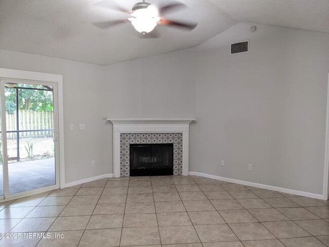 Building Photo - 13576 Capistrano Dr S