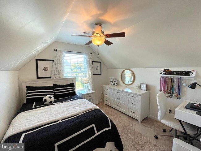 Building Photo - 519 Gate Dancer Ct