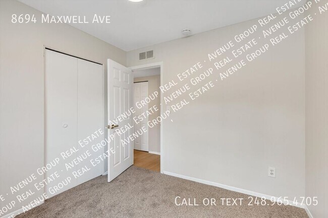 Building Photo - 8694 Maxwell Ave