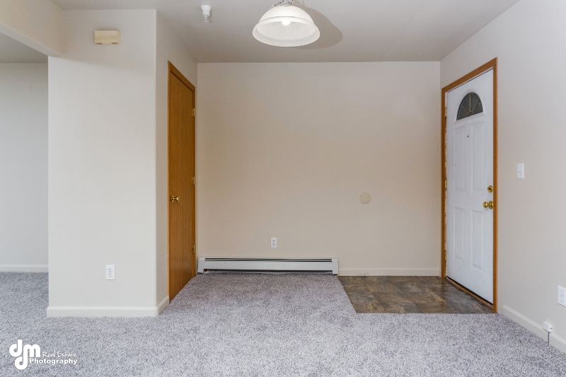 Building Photo - 7016 Weimer Rd