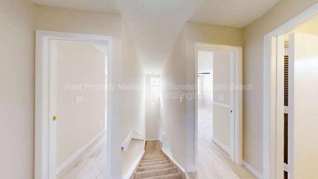 Building Photo - 140 Pheasant Run Blvd