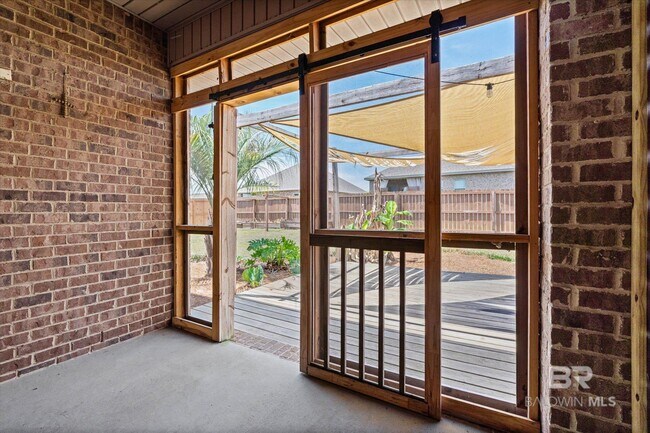 Building Photo - 21549 Yosemite Blvd