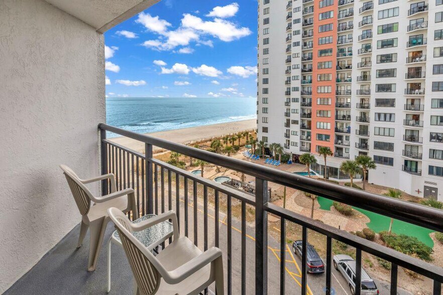 Building Photo - 1501 S Ocean Blvd