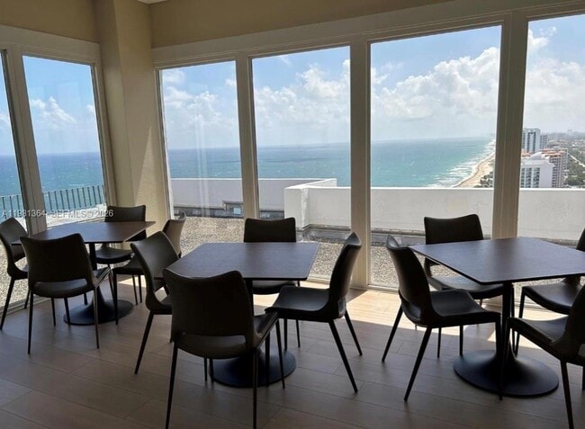 Building Photo - 1370 S Ocean Blvd