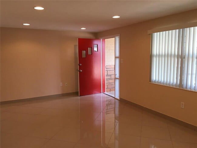 Building Photo - 1050 Clairborne St