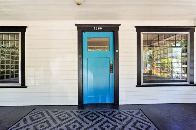 Building Photo - 2160 Trade St SE