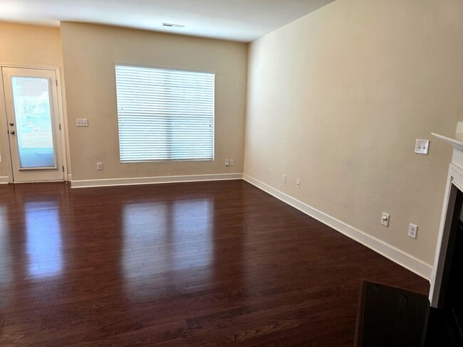 Building Photo - 4014 Canterwood Dr