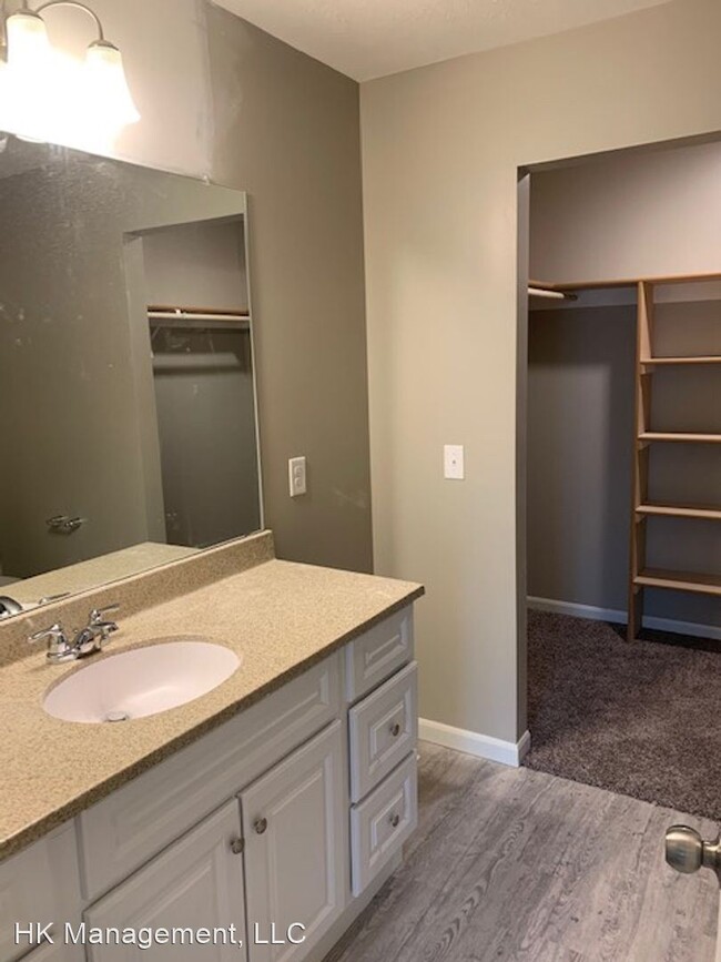 Building Photo - 4 br, 4 bath House - 1051 N 170th Ave