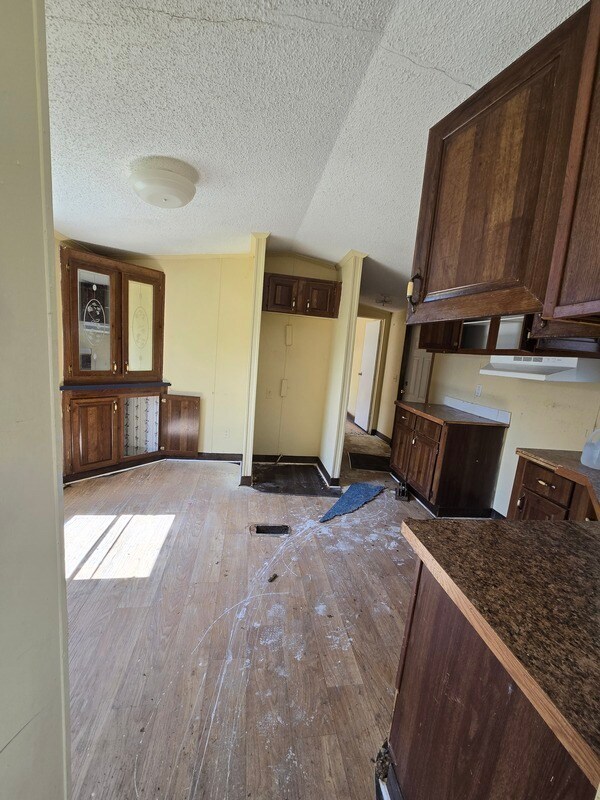 Building Photo - 2115 Cattail Cir