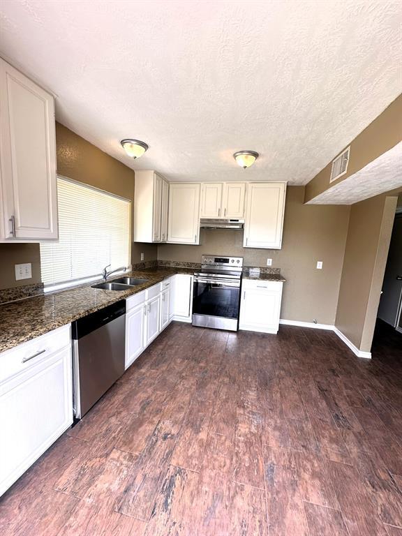 Building Photo - 2307 Edgedale Dr